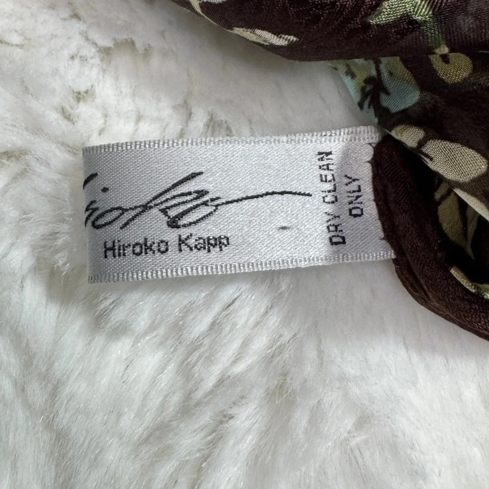 Hiroko Koshino Silk Scarf Brown Floral Paisley Jacquard Made in‎ Japan Long Wrap
